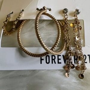 Forever 21 Textured Gold Earring Set
